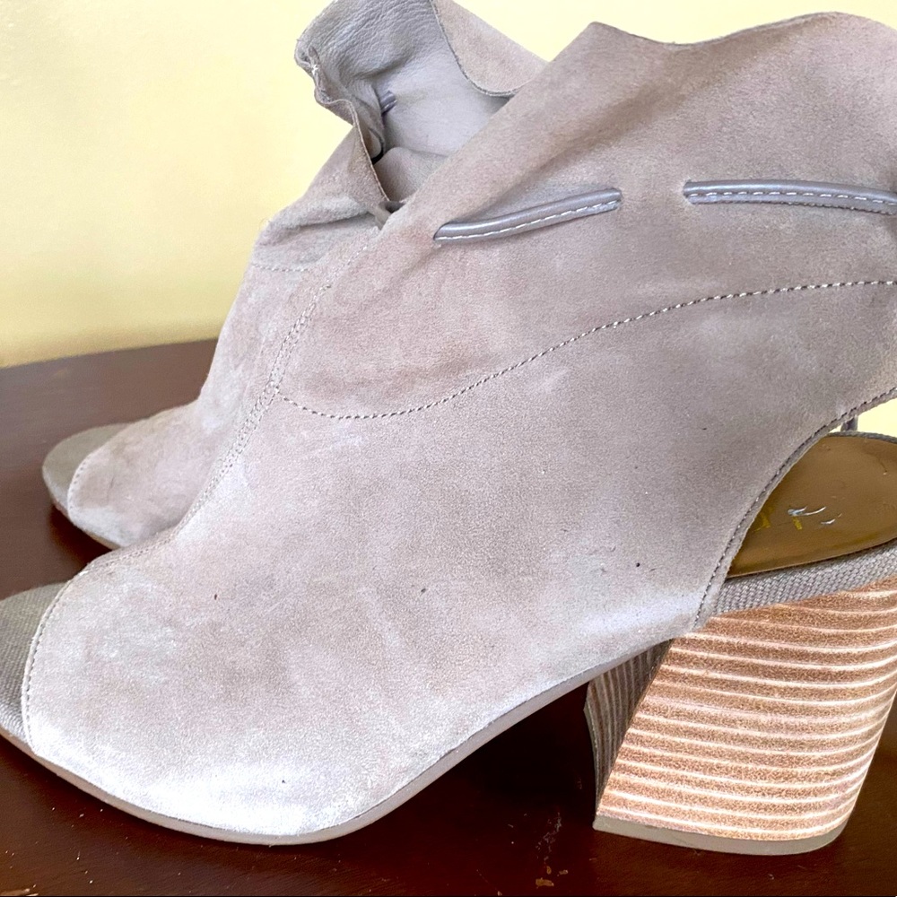 Open toe heel!